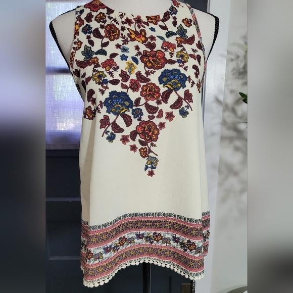 Coco + Jamieson Tops - Coco + Jaimeson Buckle Floral Boho Sleeveless Tank Blouse